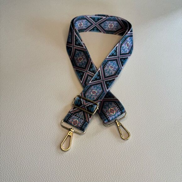 Geometric Patterned Crossbody Bag Strap - Picture 1 of 3